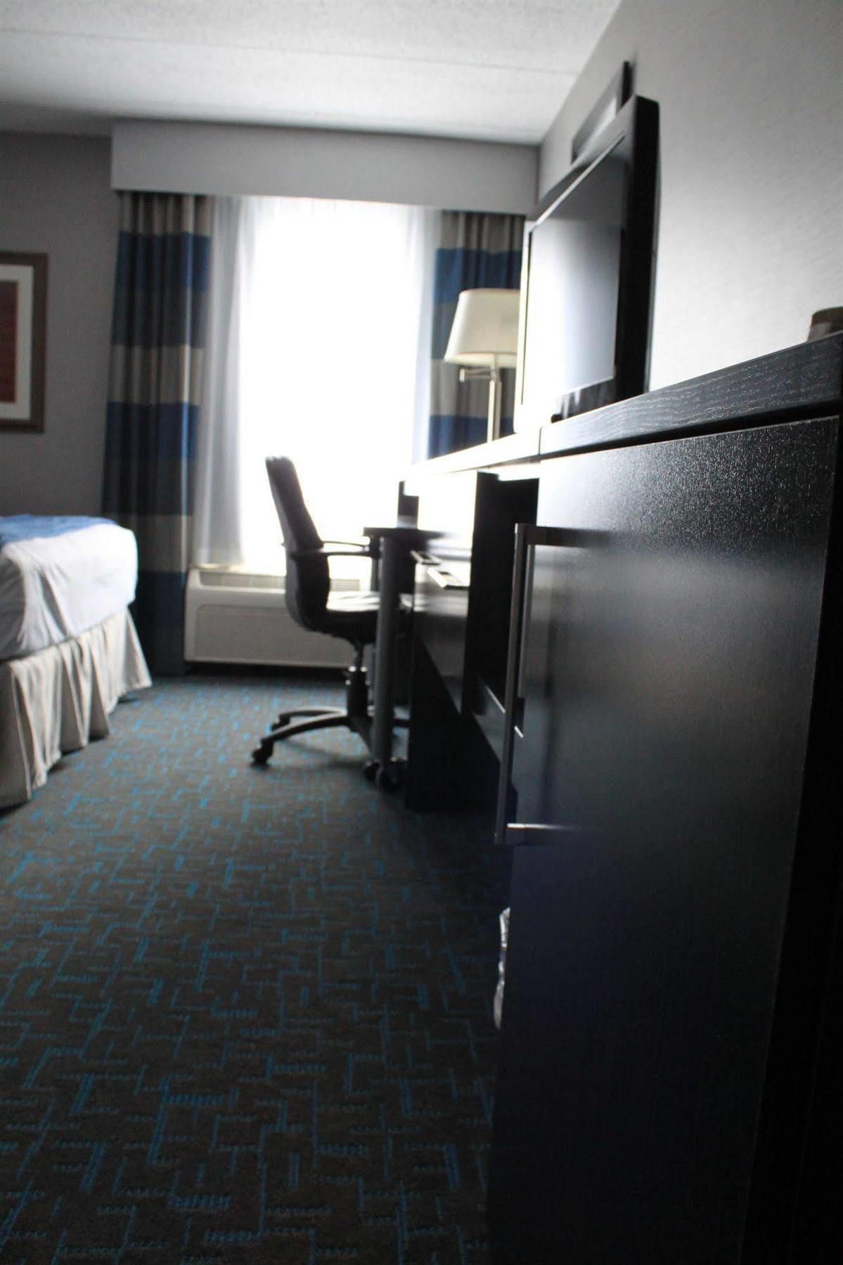 Holiday Inn Express Janesville-I-90 & Us Highway 14 By Ihg Exterior foto